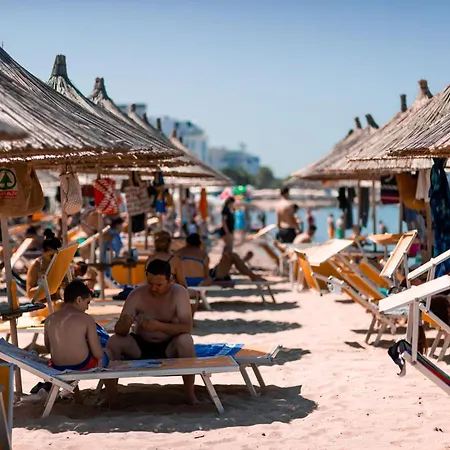 Grint מלון גולם