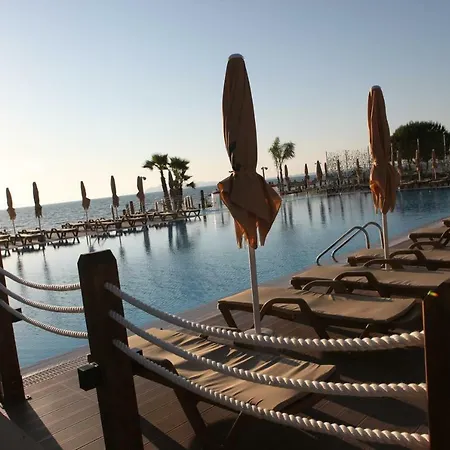 Grint Hotel 4*
