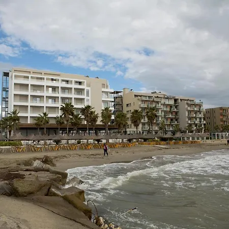 Hotel Grint 4*
