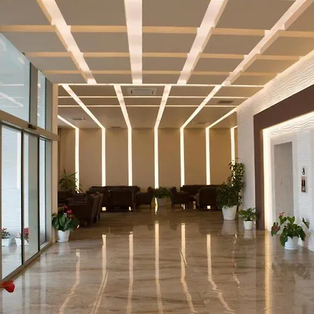 Hotel Grint 4*