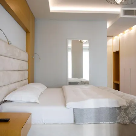 Hotel Grint 4*