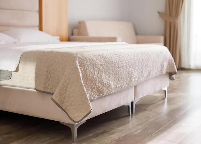 Ξενοδοχείο Grint Golem (Tirana)