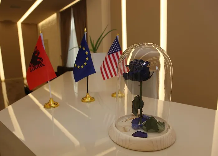 Grint Ξενοδοχείο Golem (Tirana)